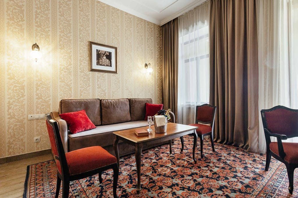 rooms-suite-2-rooms-balcony-sea-view