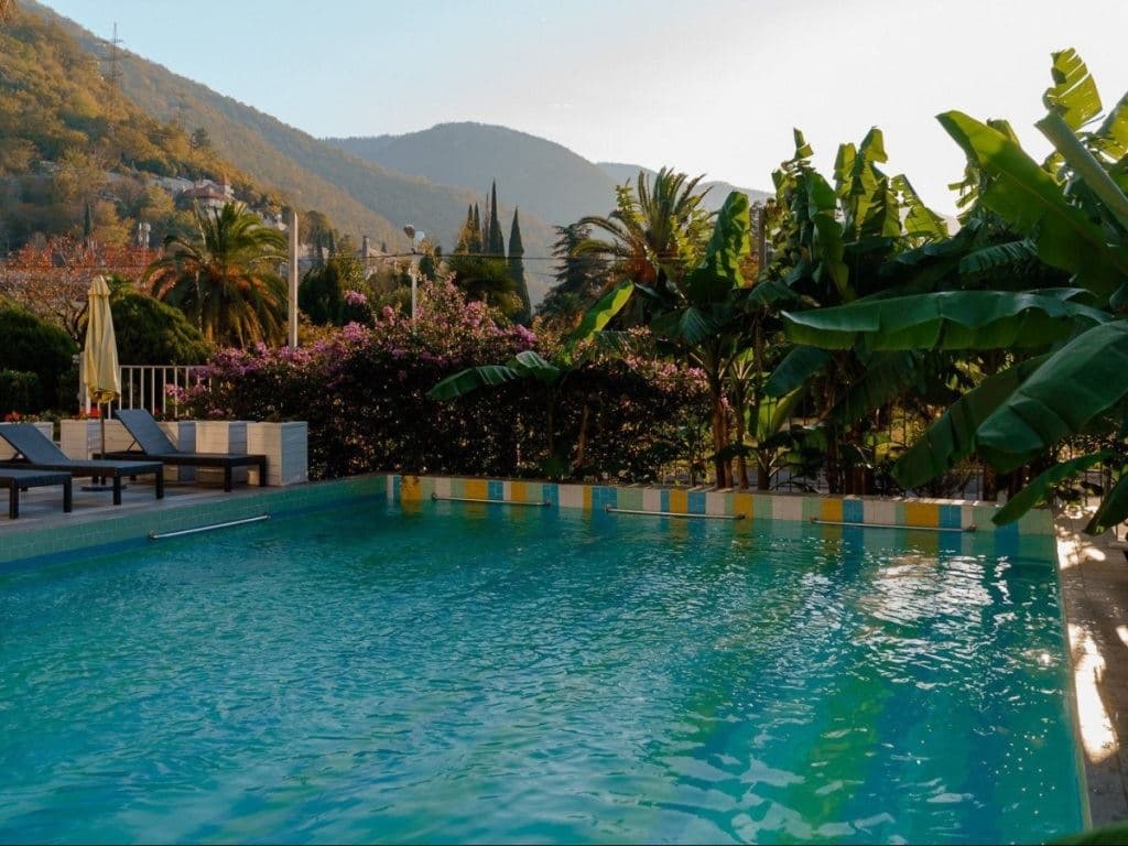 pools-outdoor-pool