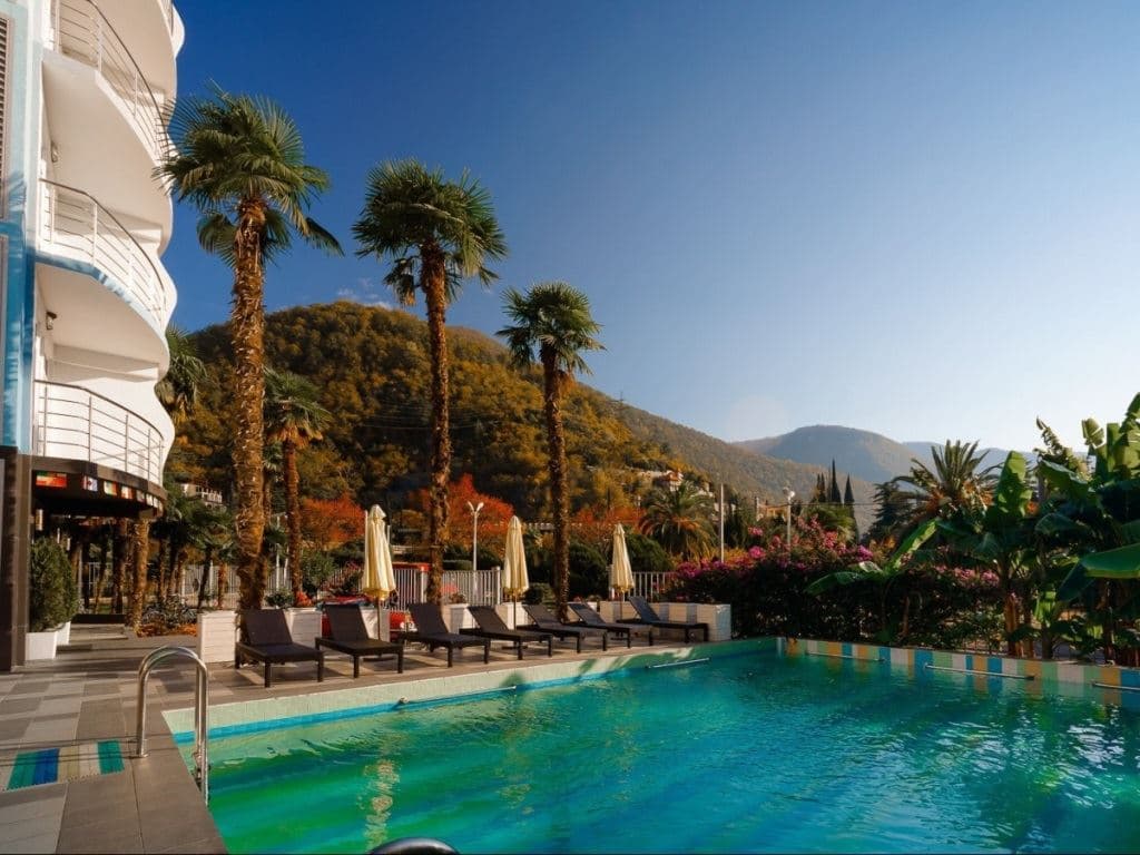 pools-outdoor-pool