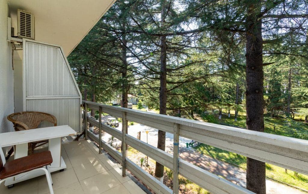 rooms-triple-with-balcony-+