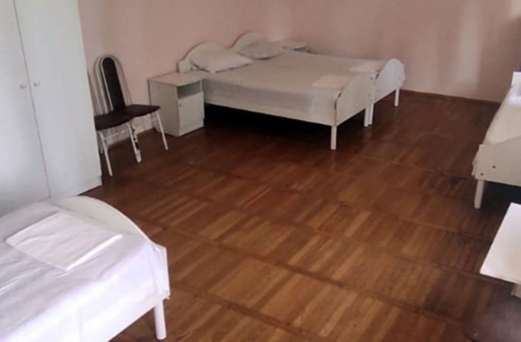 rooms-8-per-2-room