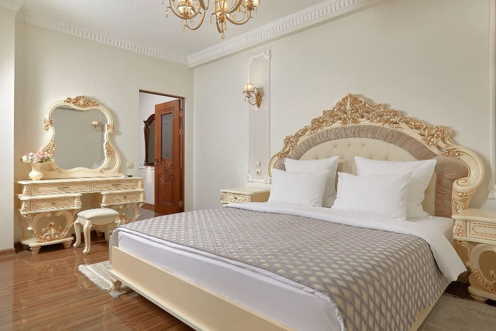 rooms-royal-suite
