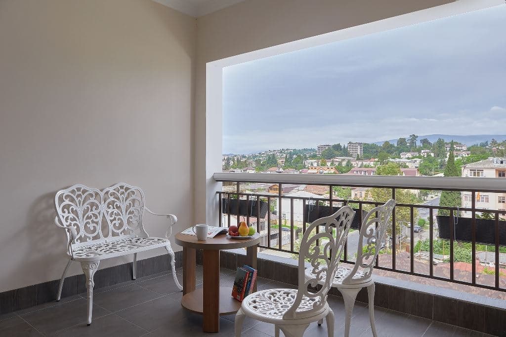rooms-family-room
