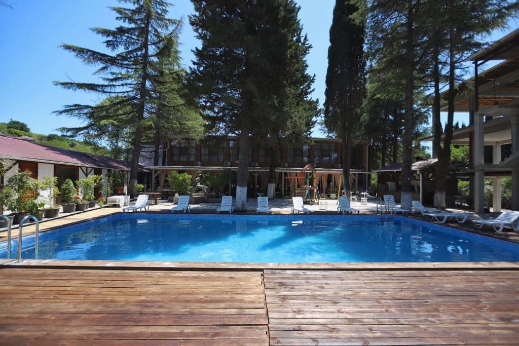 pools-outdoor-pool