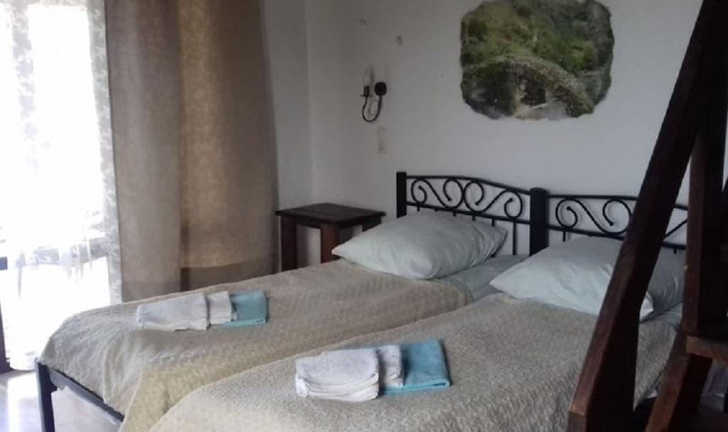 rooms-economy