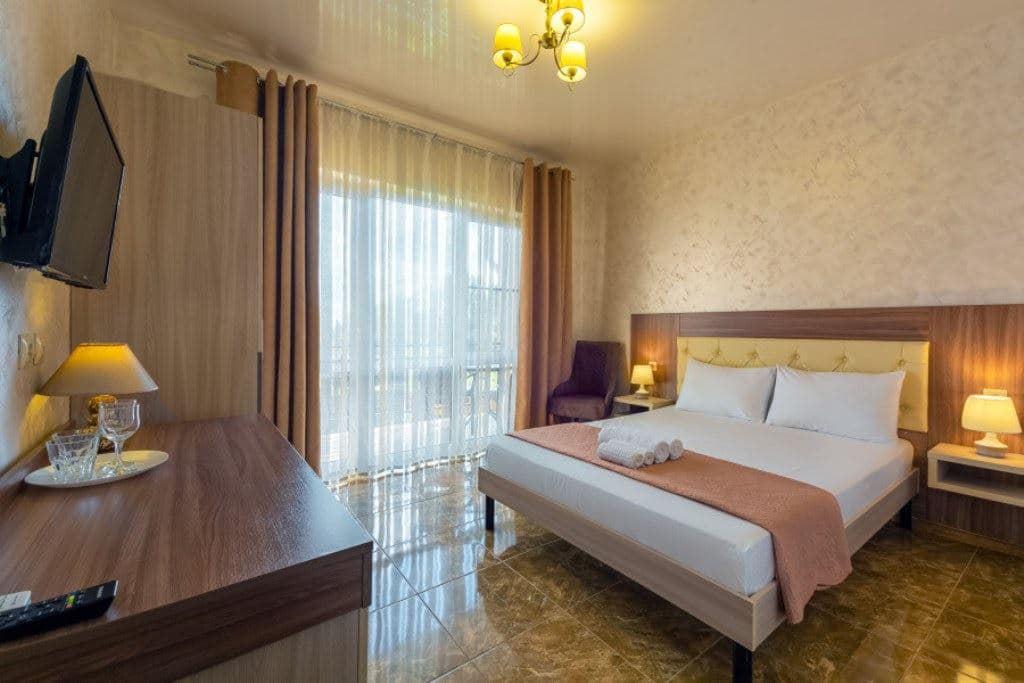 rooms-standart-balcony