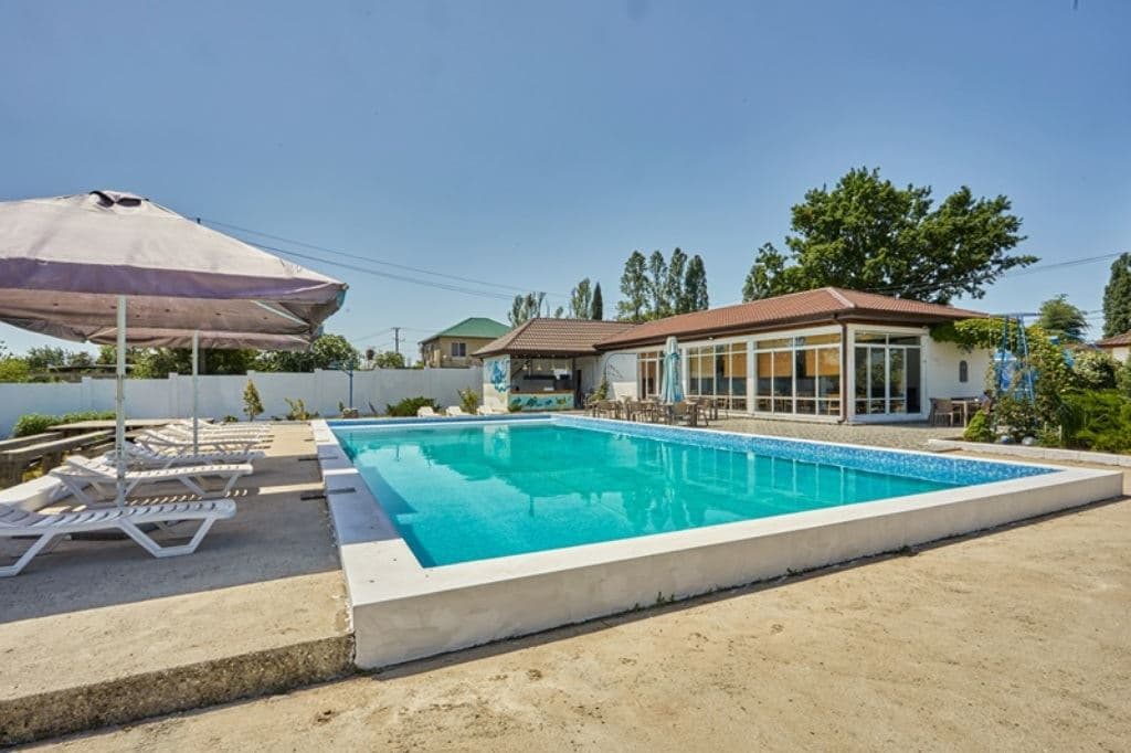 pools-outdoor-pool