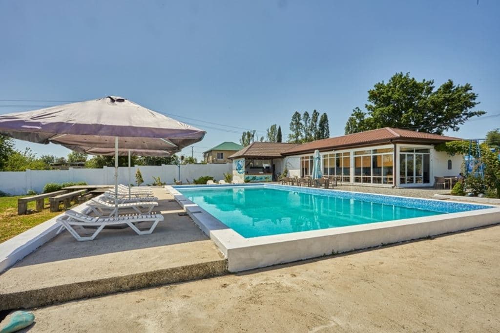 pools-outdoor-pool
