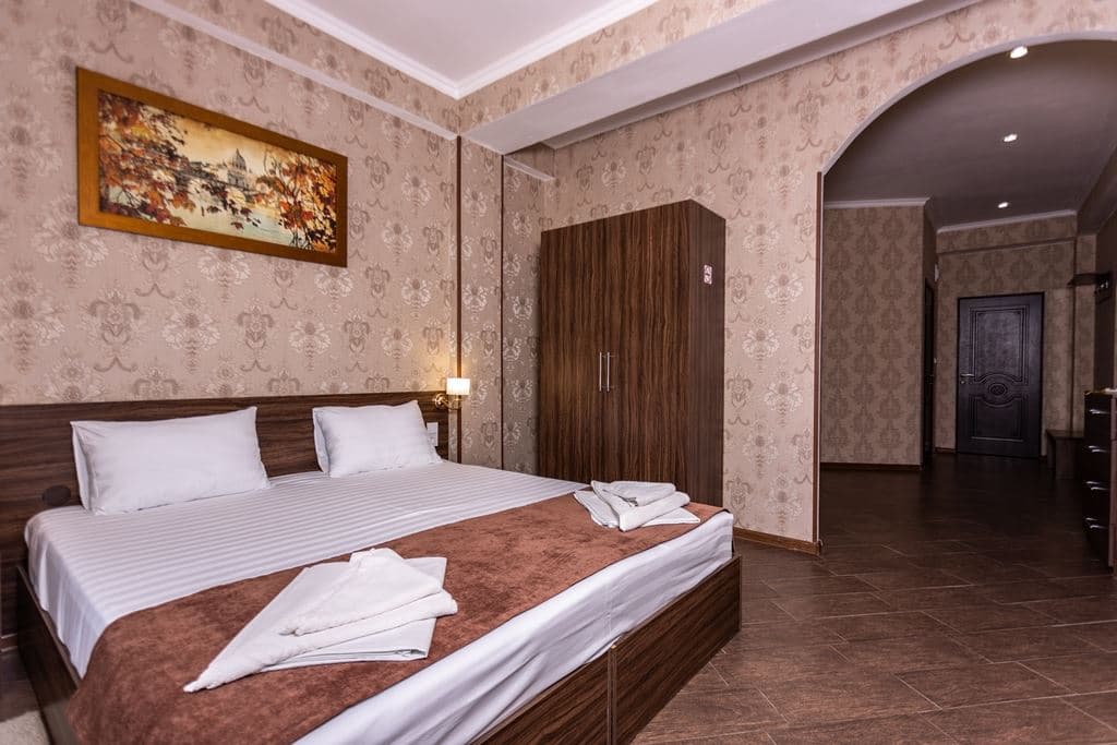 rooms-junior-suite