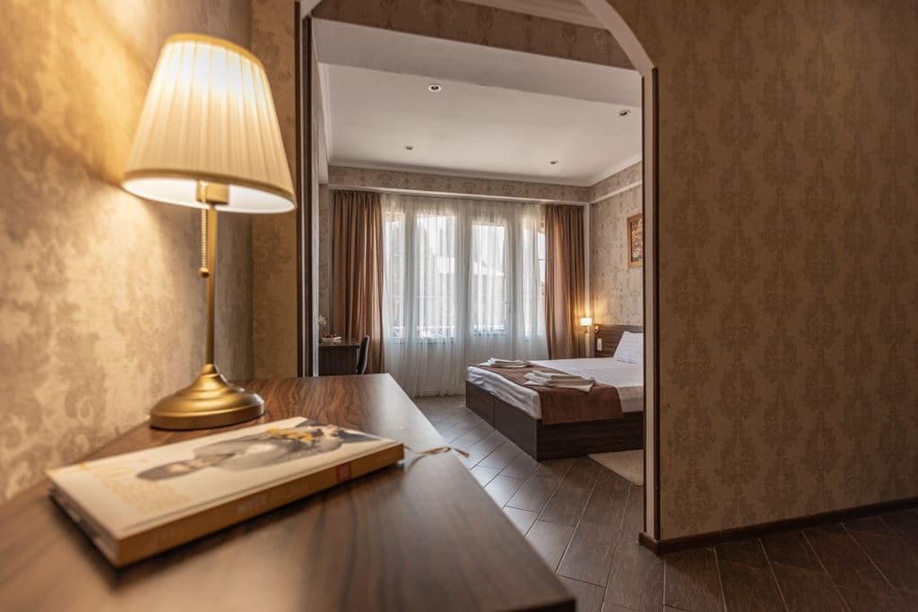 rooms-junior-suite