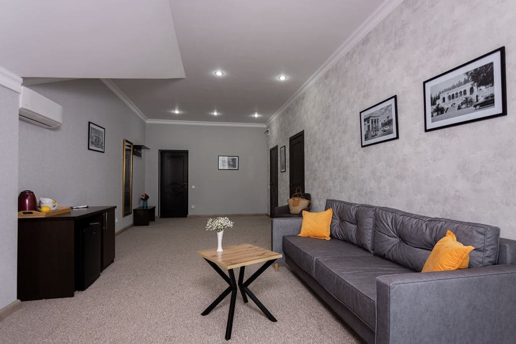 rooms-suite