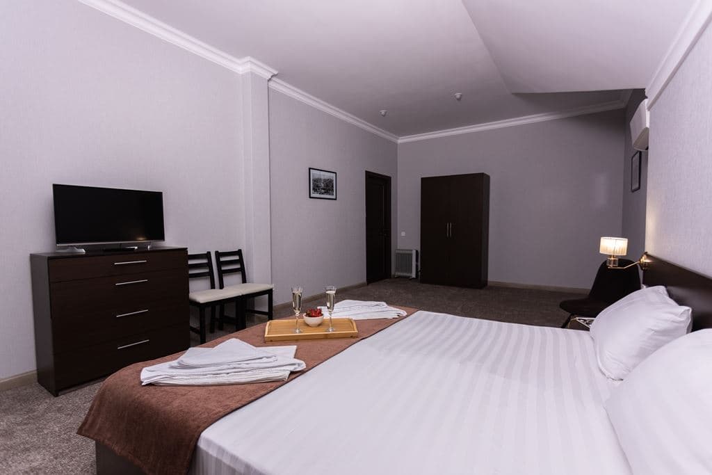 rooms-suite