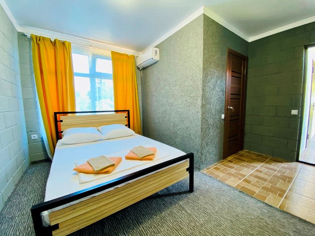 rooms-small