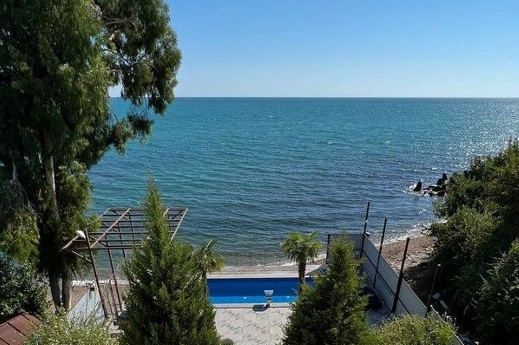 pools-outdoor-pool