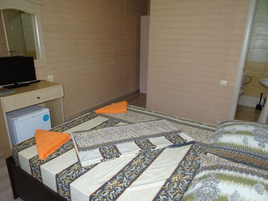 rooms-2bed-1room