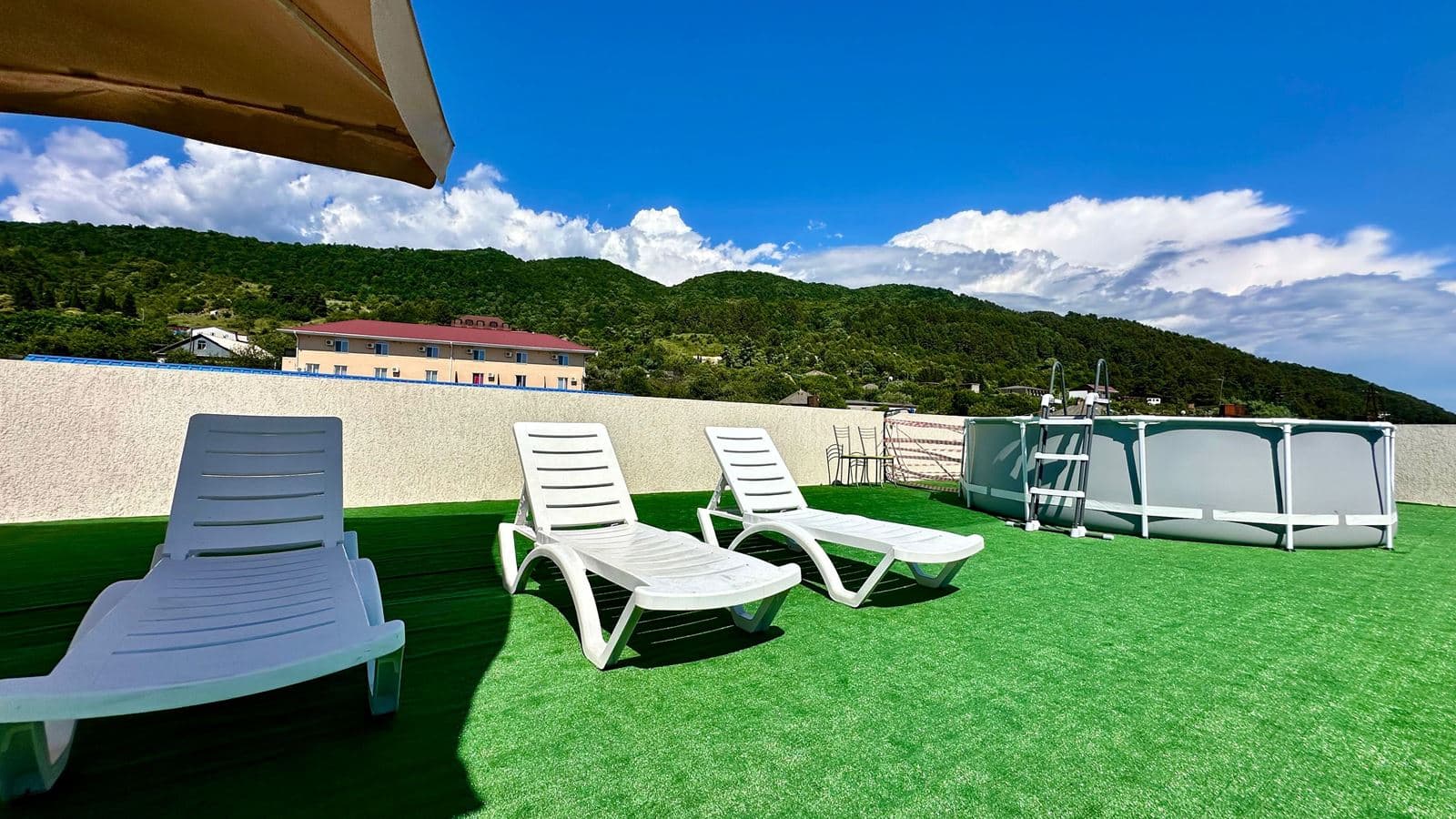 pools-outdoor-pool