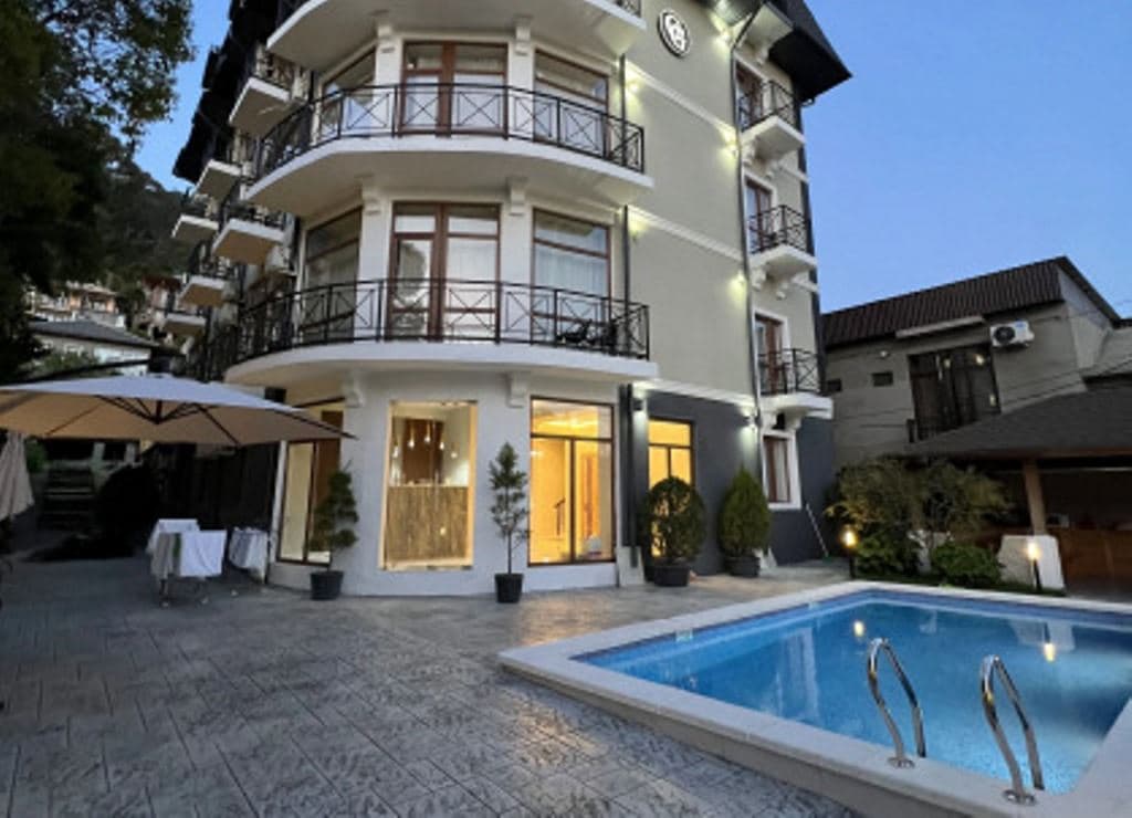 pools-outdoor-pool