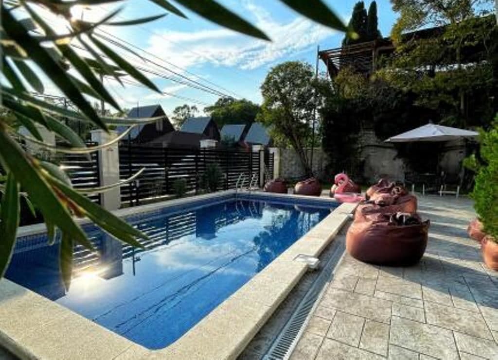 pools-outdoor-pool