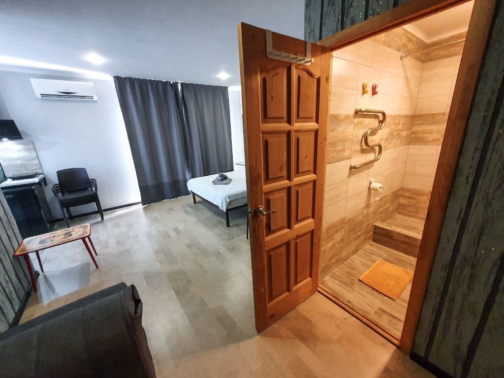 rooms-suite-kitchen