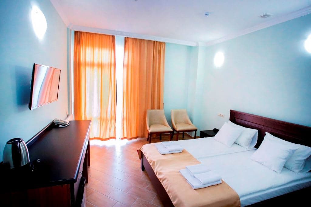 rooms-superior-room