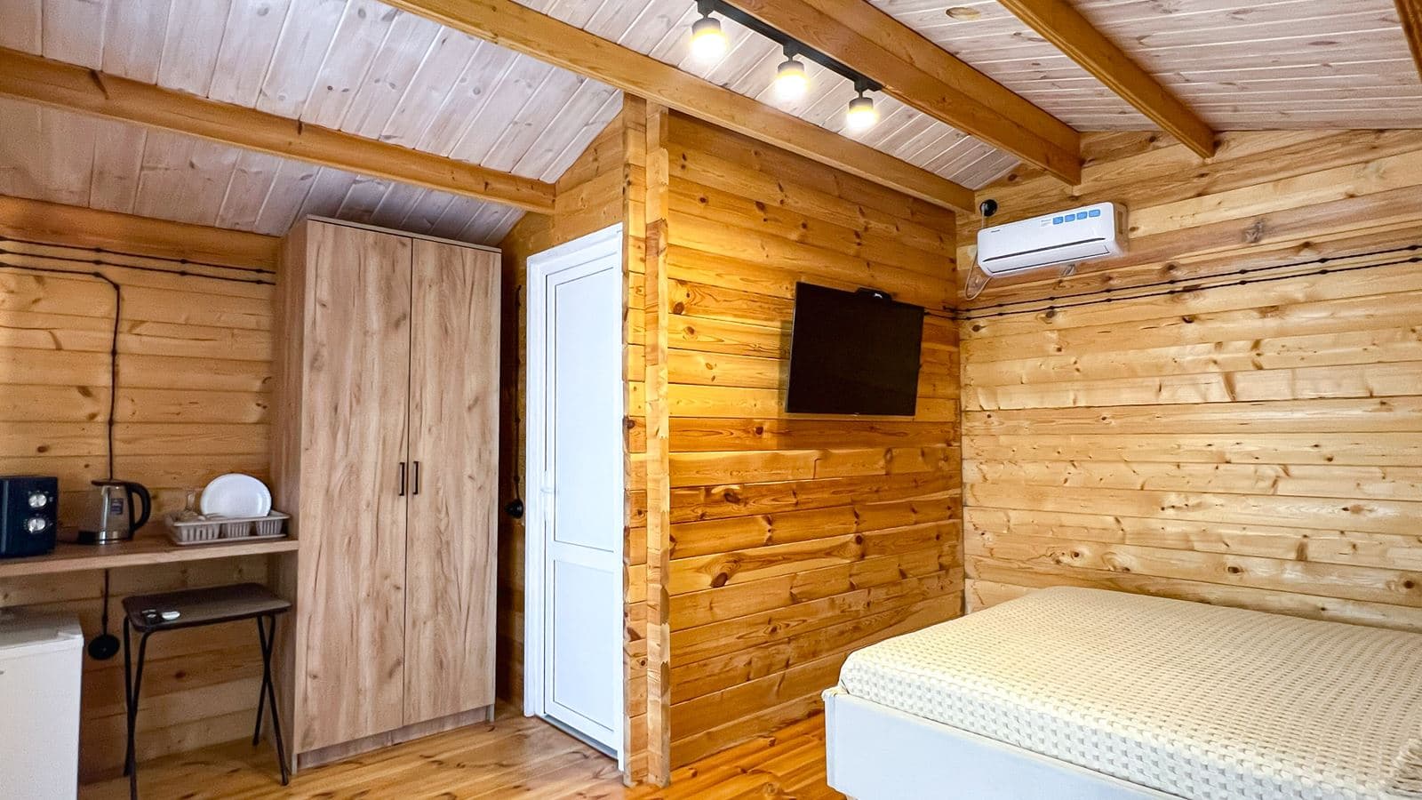 rooms-shale
