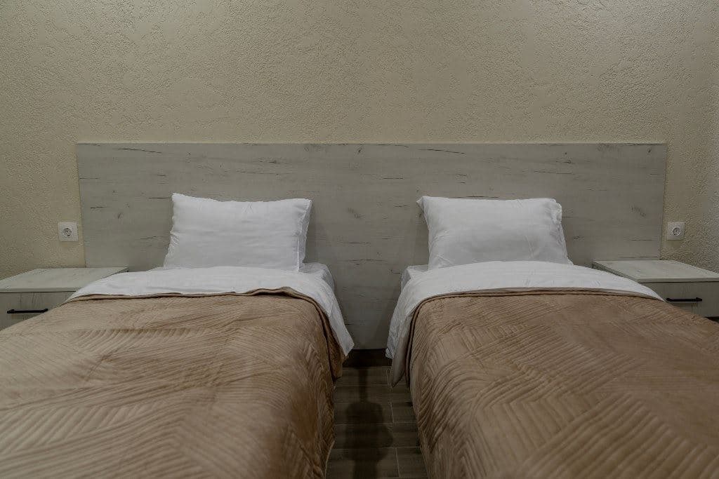 rooms-1-room