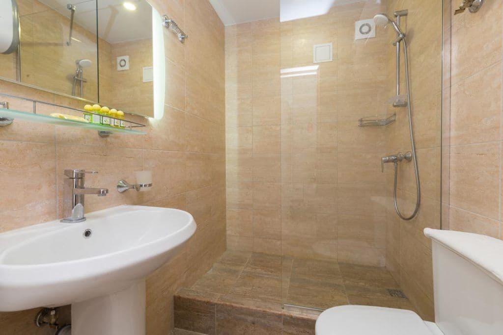 rooms-family-suite-twin