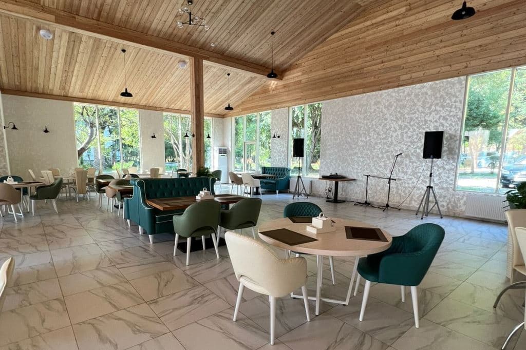 restaurants-restoran-pool