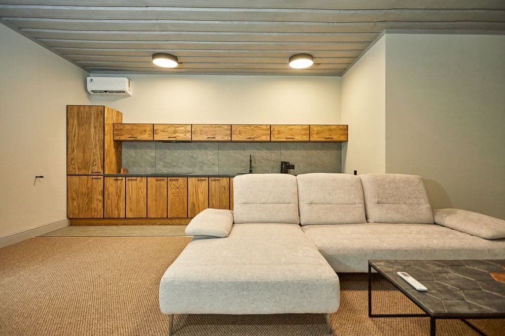 rooms-2-rooms