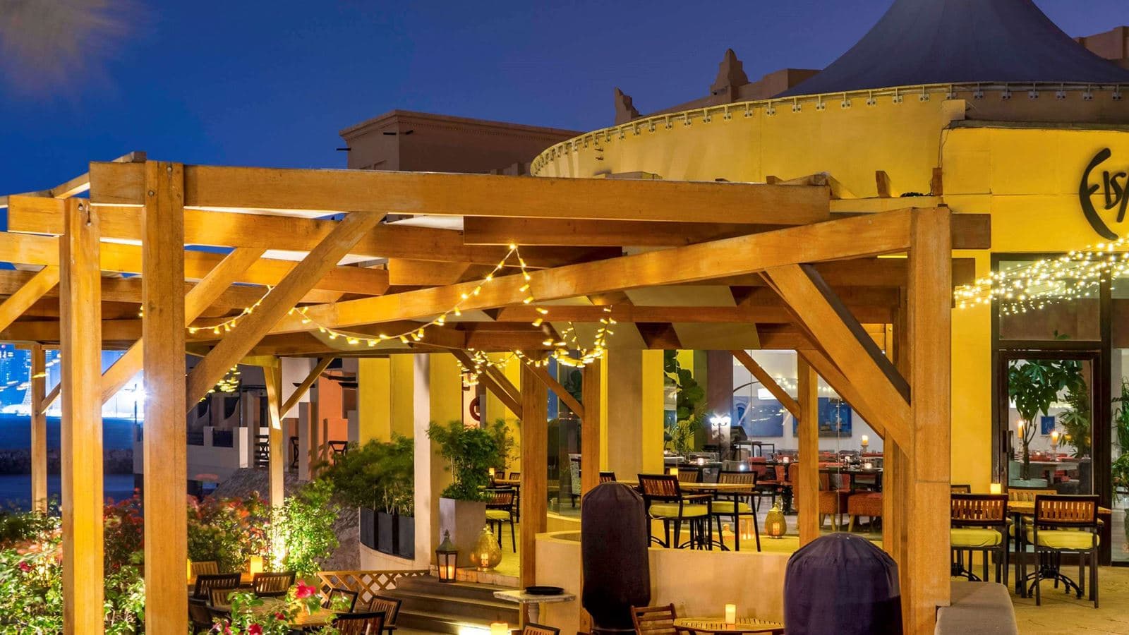 restaurants-restaurants
