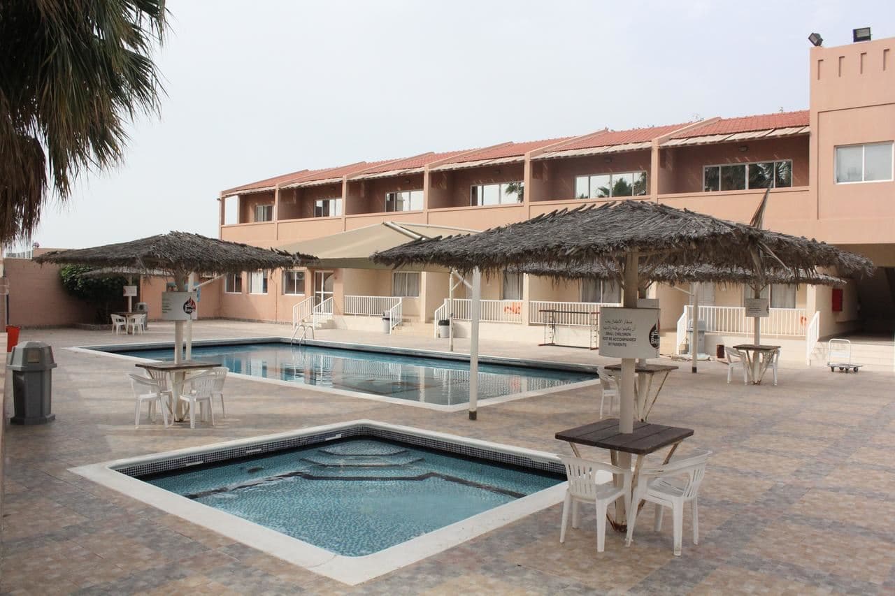 pools-outdoor-pool