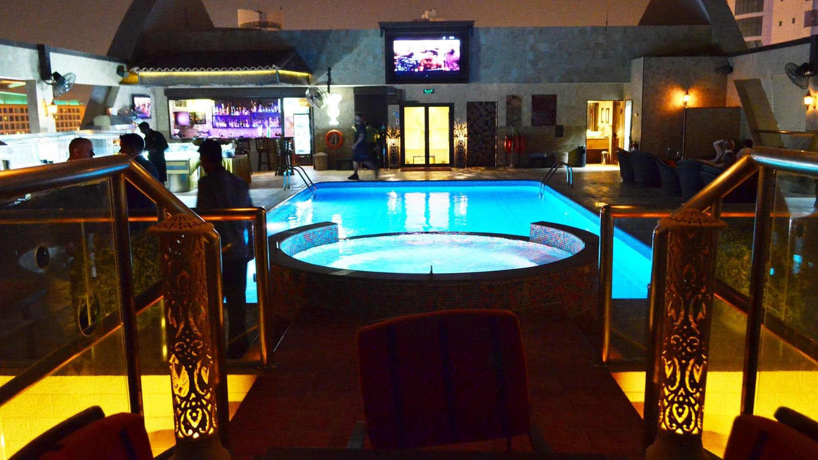 pools-outdoor-pool