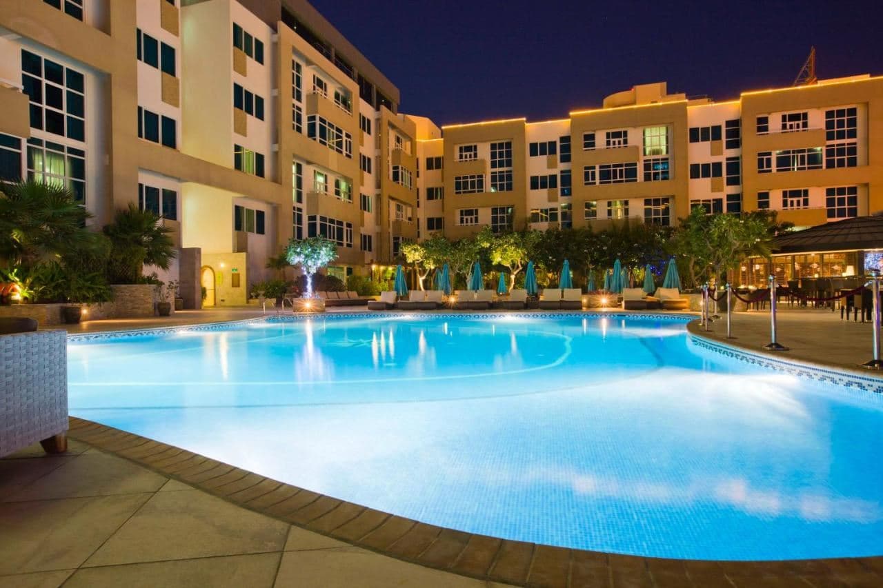 pools-outdoor-pool