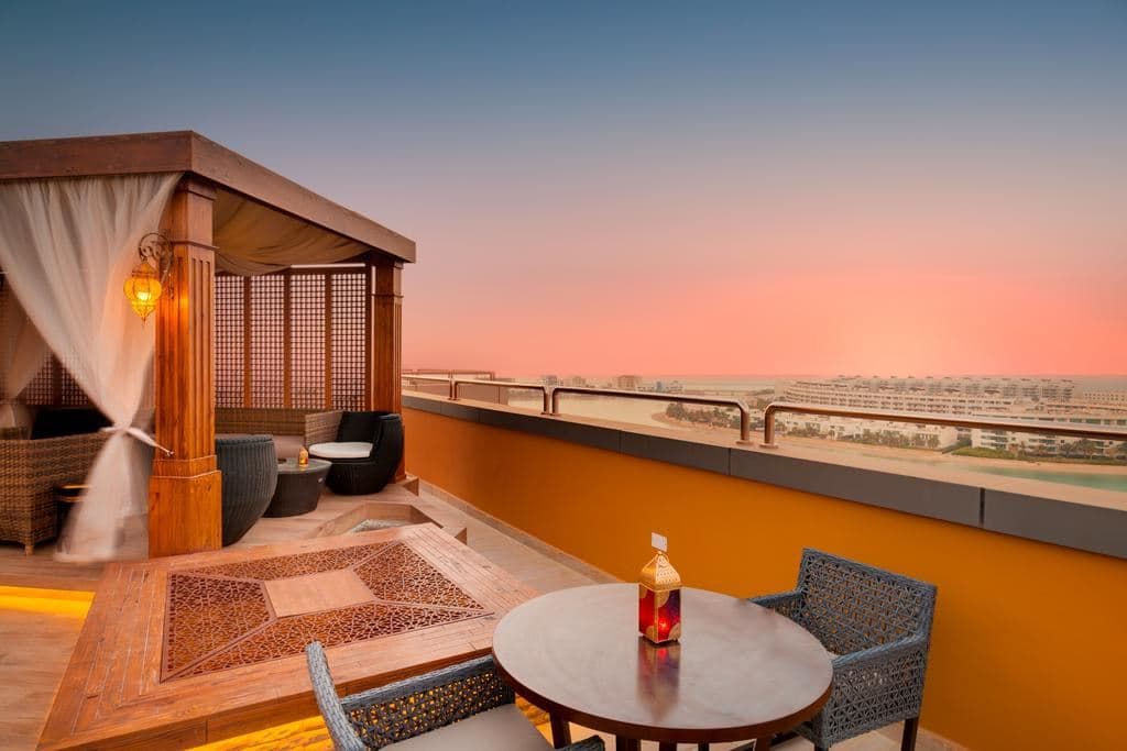 bars-terrace-lounge