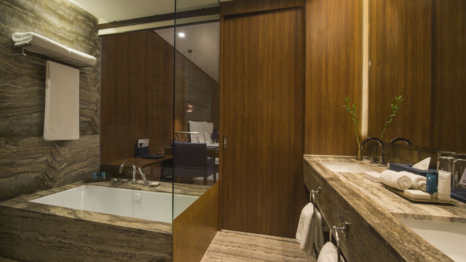 rooms-deluxe-room-with-extra-bed