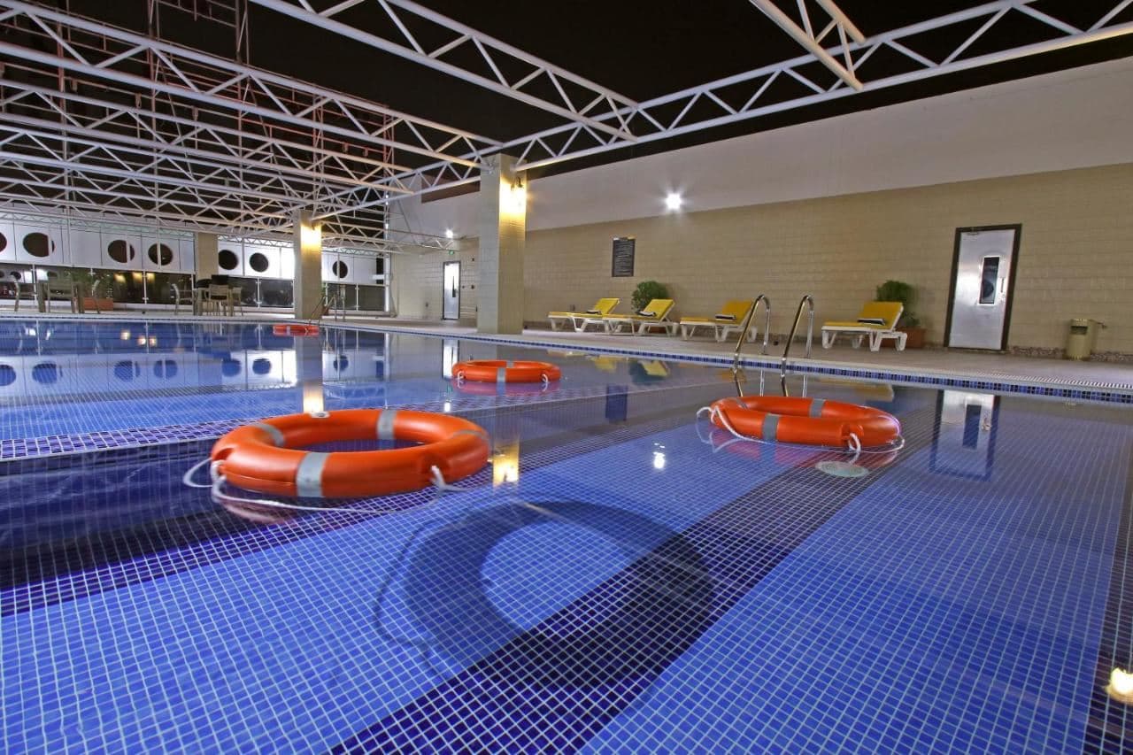 pools-outdoor-pool