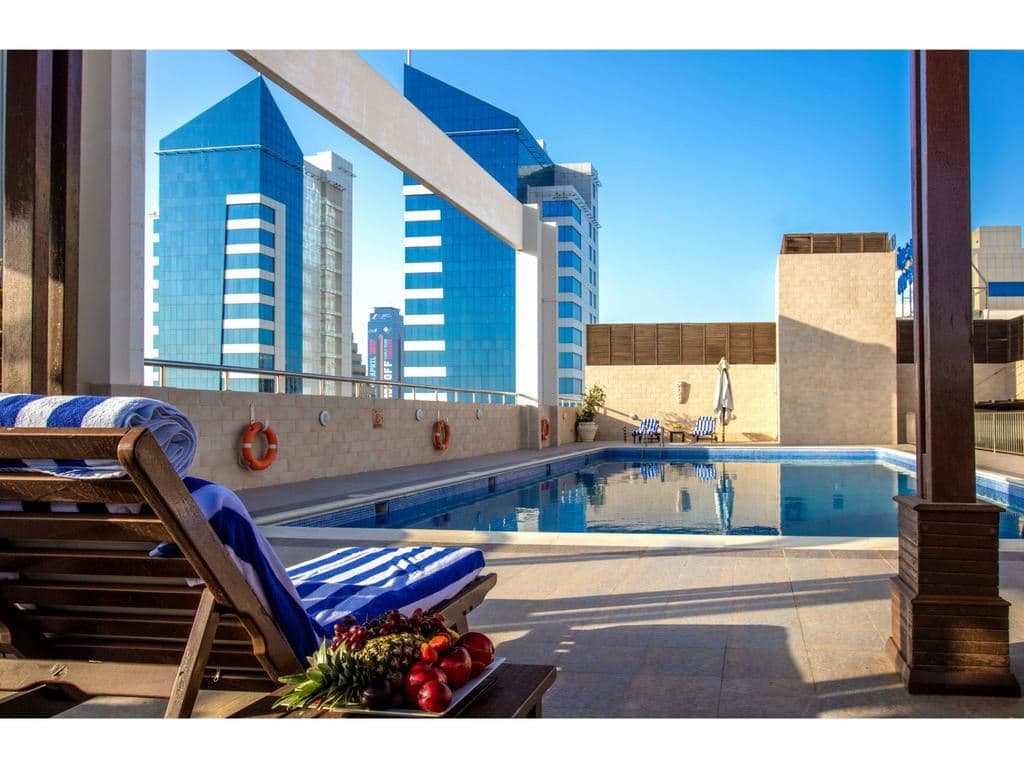 pools-outdoor-pool