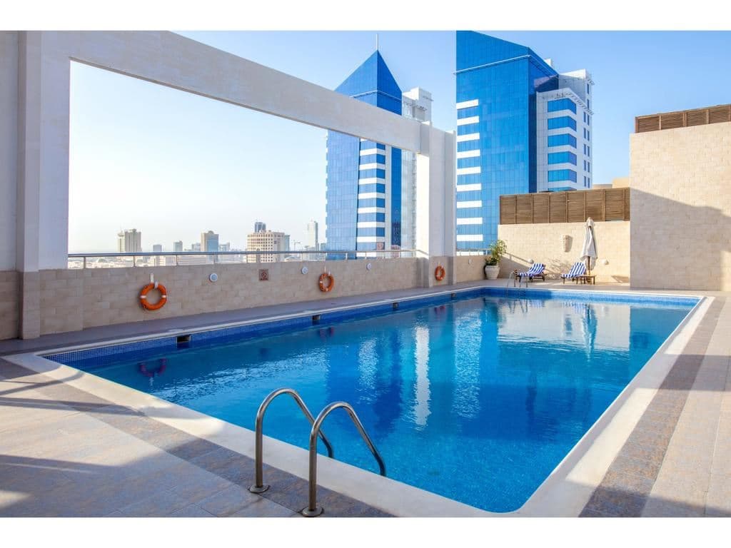 pools-outdoor-pool