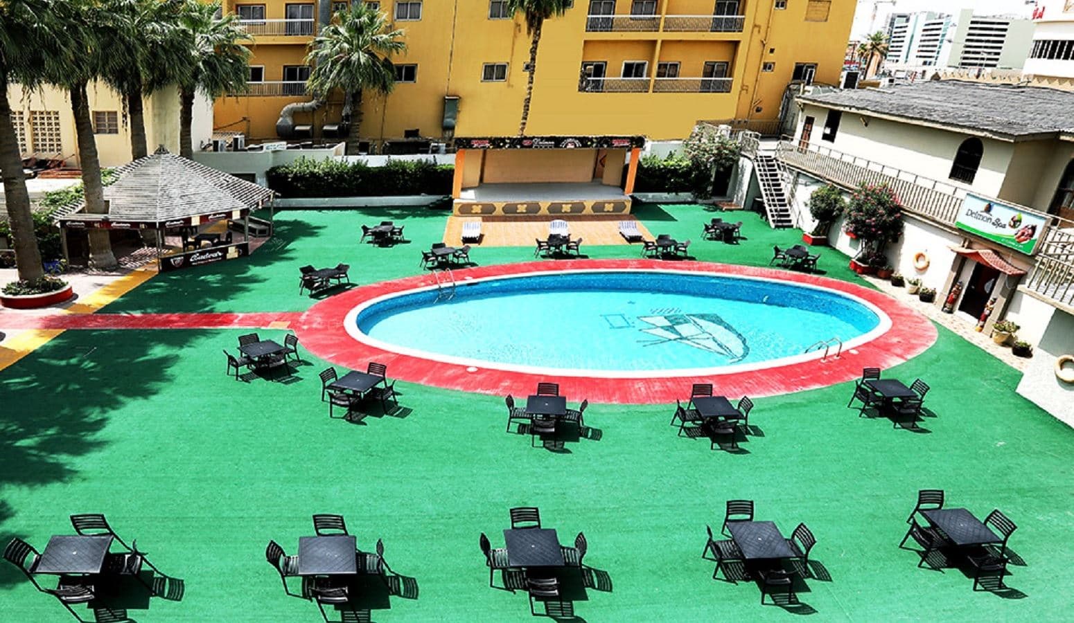 pools-outdoor-pool