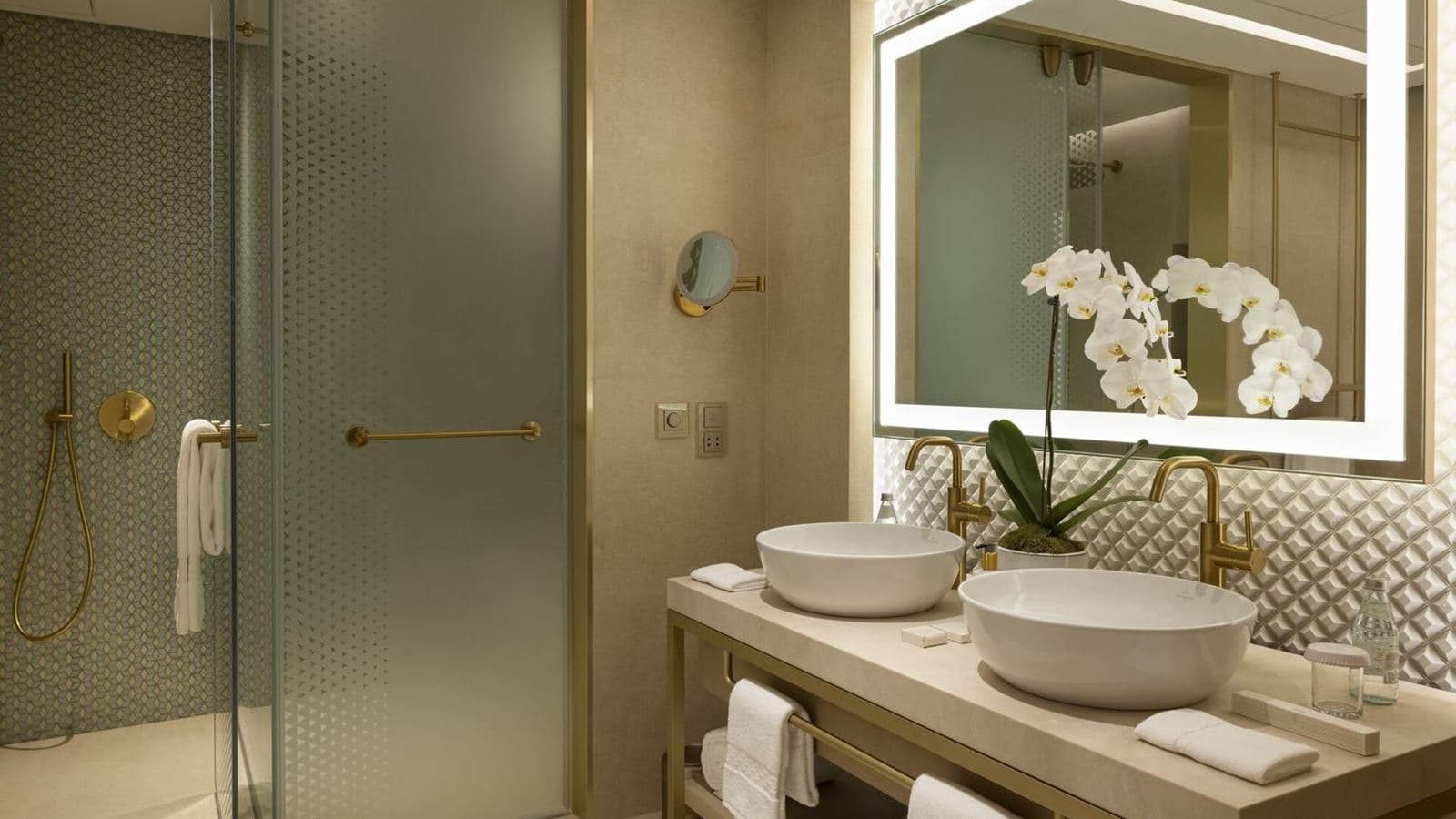 rooms-family-room