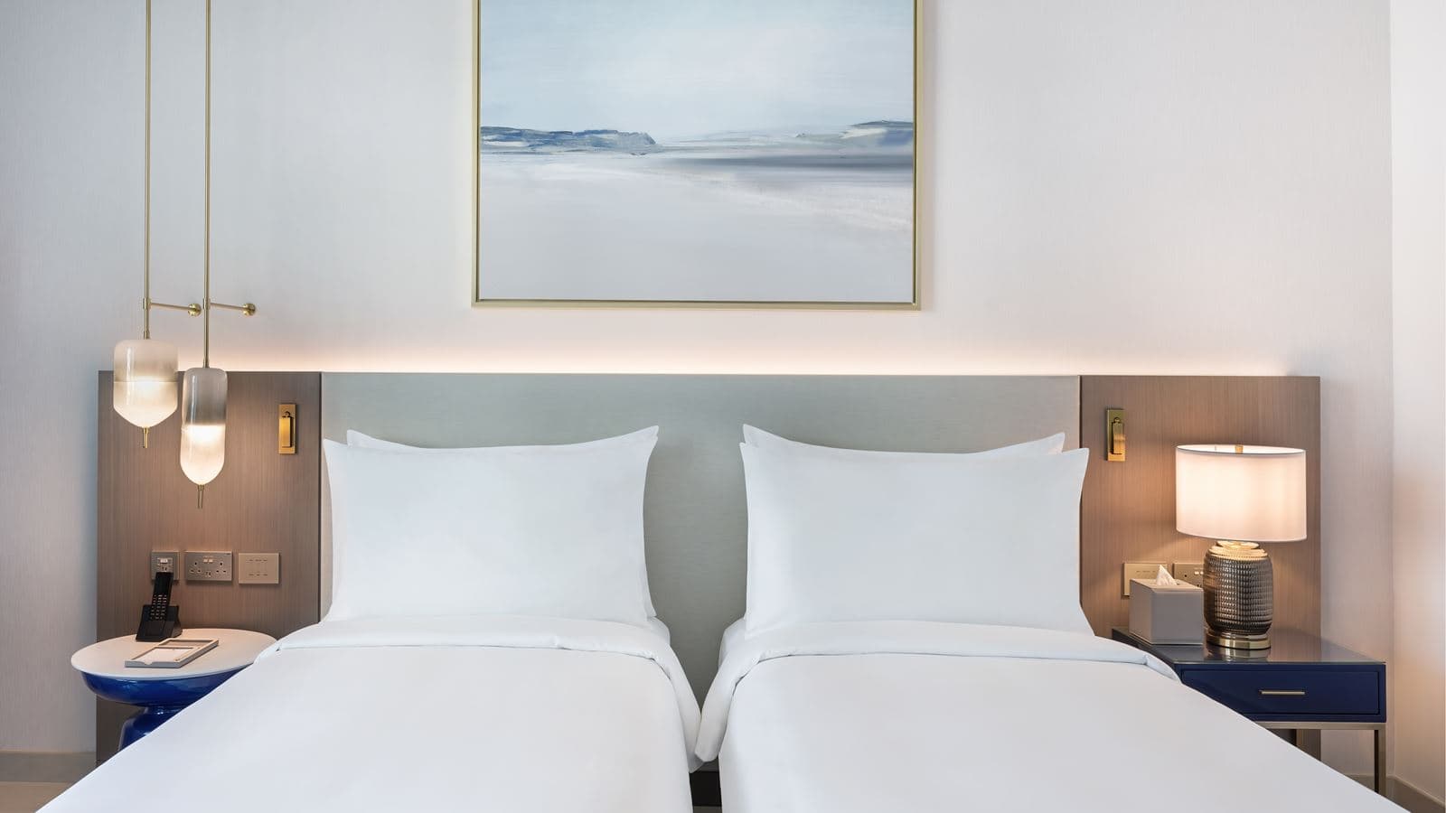 rooms-deluxe-city-view-twin