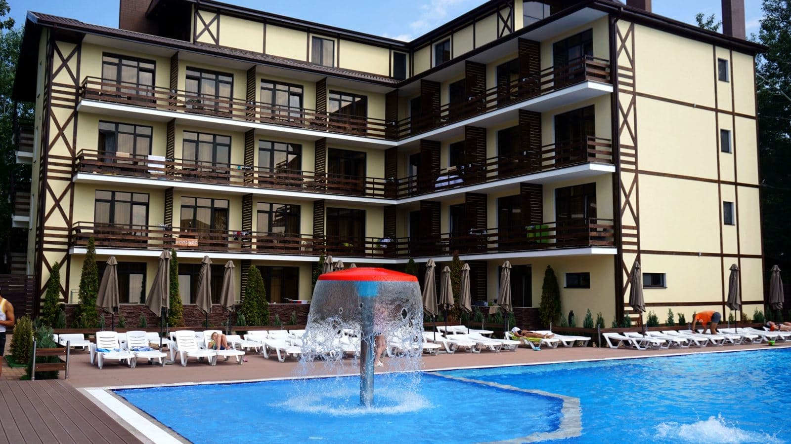 pools-outdoor-pool
