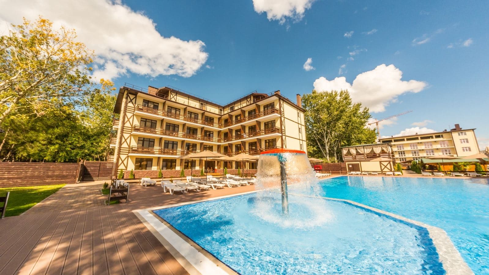 pools-outdoor-pool