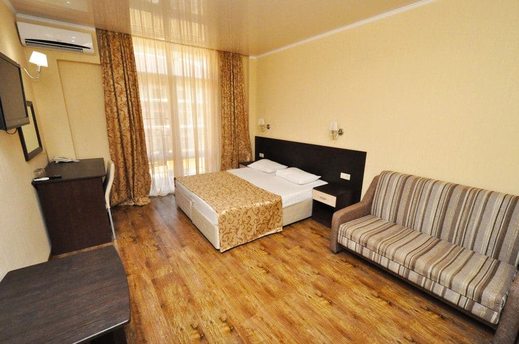 rooms-comfort-with-balcony