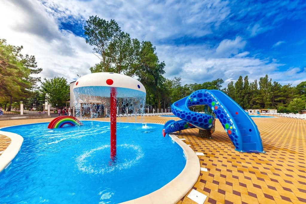 pools-outdoor-pool