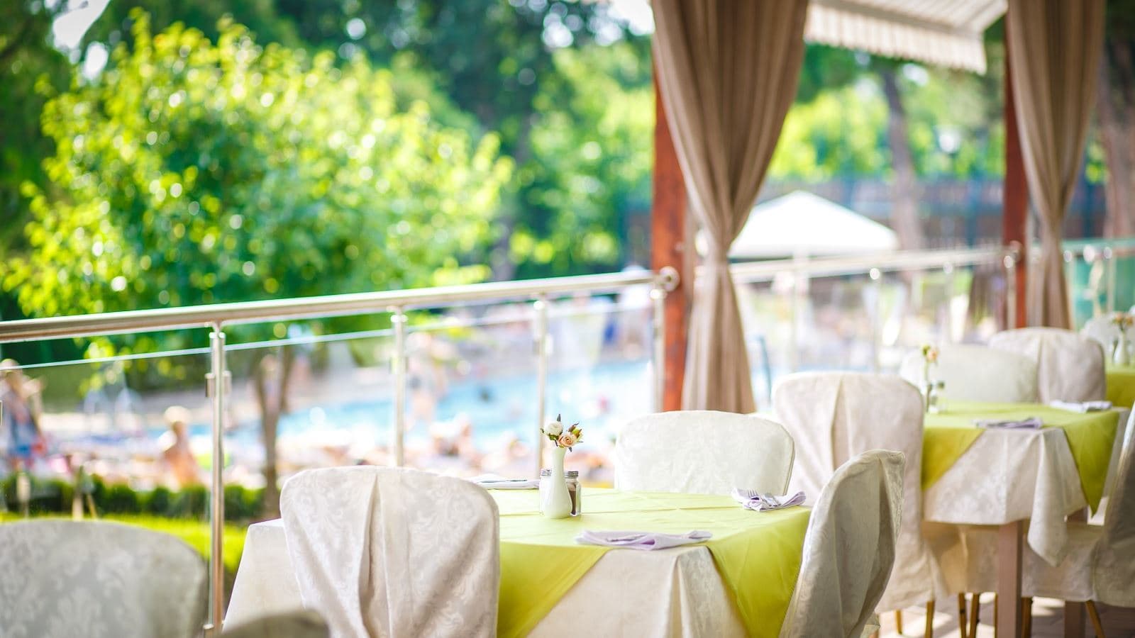 restaurants-