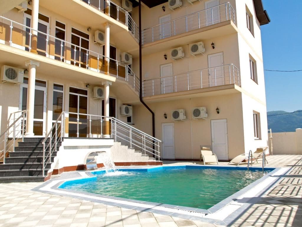 pools-outdoor-pool