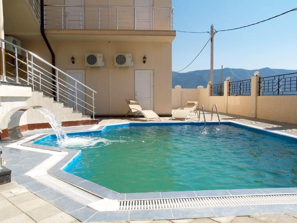 pools-outdoor-pool