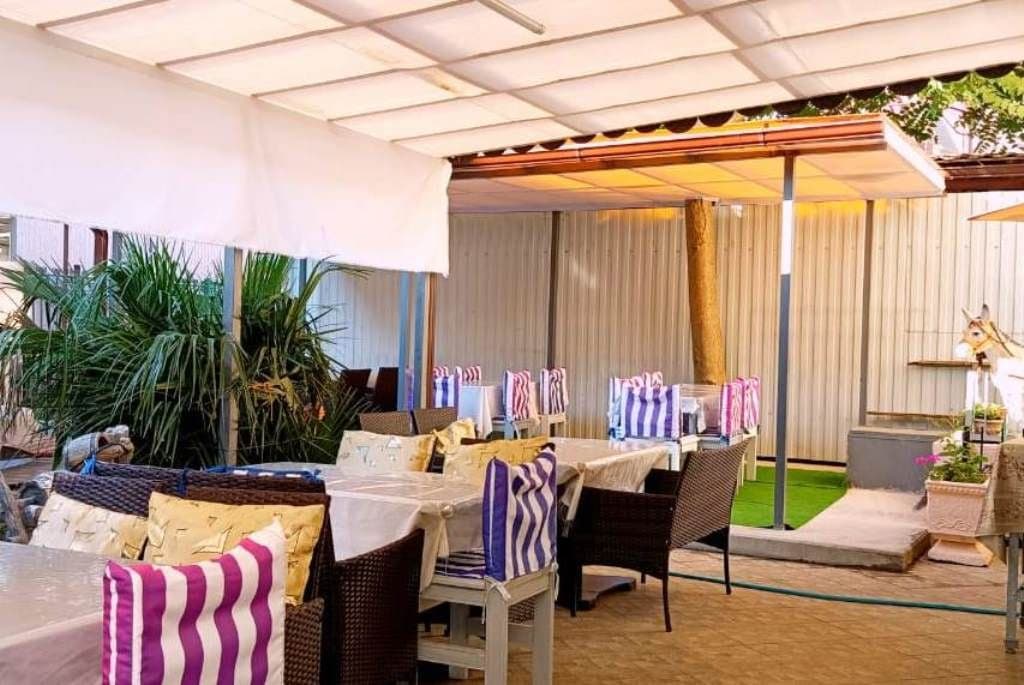 restaurants-cafe