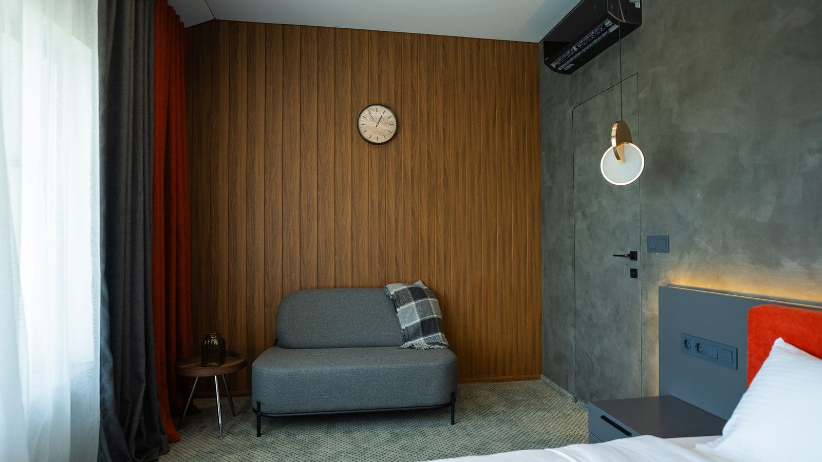 rooms-biznes